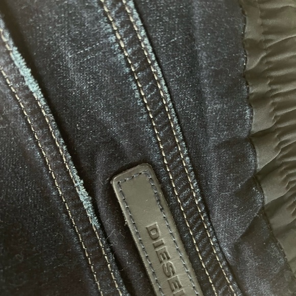 Diesel washed men’s jeans - Picture 6 of 9